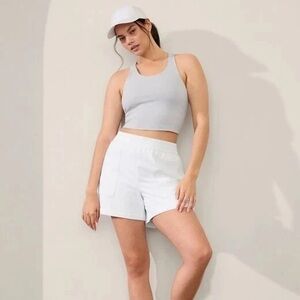 Athleta Boundless Lined Pull-On Shorts White Size Small Stretch Activewear